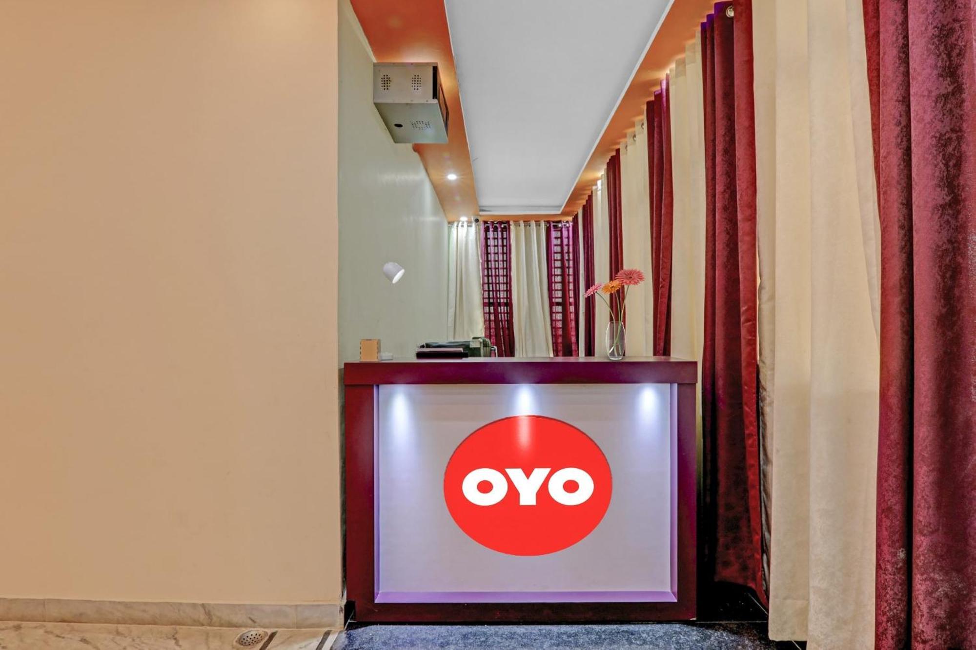 Hotel O Chauhan Palace Lucknow Buitenkant foto