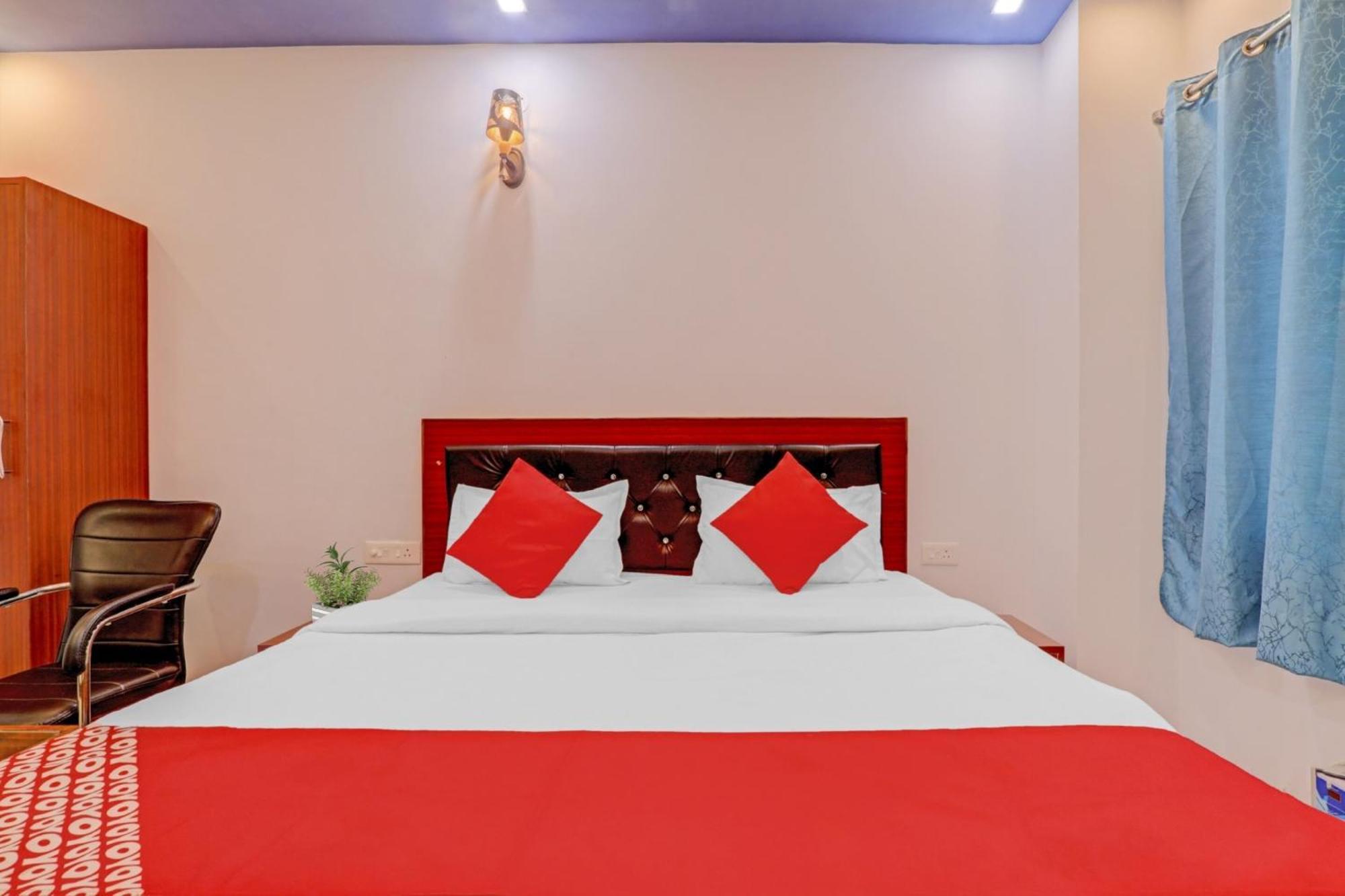 Hotel O Chauhan Palace Lucknow Buitenkant foto